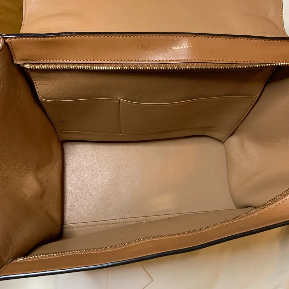FLASH SALE!! 24 hrs Celine Tan Shoulder Bag - Picture 5 of 9